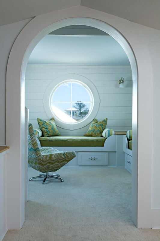 round window seat
