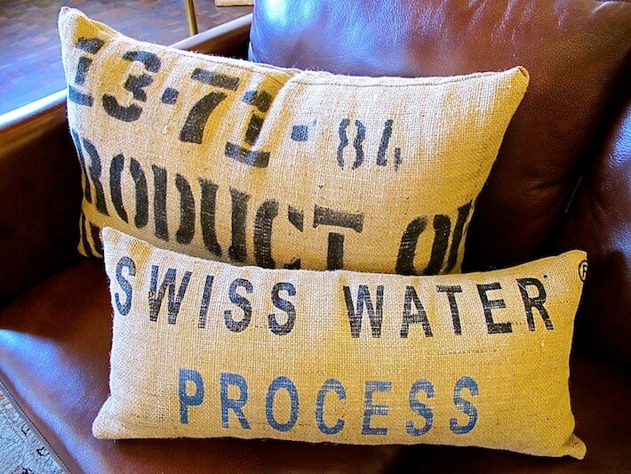 Burlap pillows HomeJelly