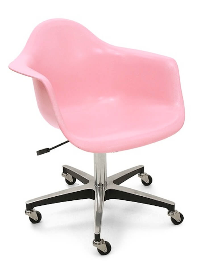 Eames Fiberglass Rolling Desk Chair In Pink 