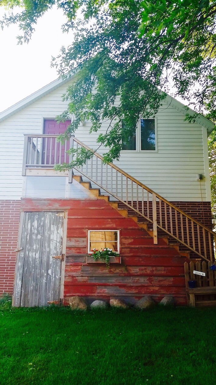 100+ Year Old Barn Wood Repurposed Into a New Garden Shed HomeJelly