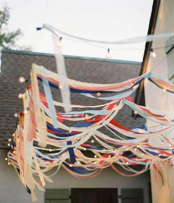 4th of July party crepe paper streamers