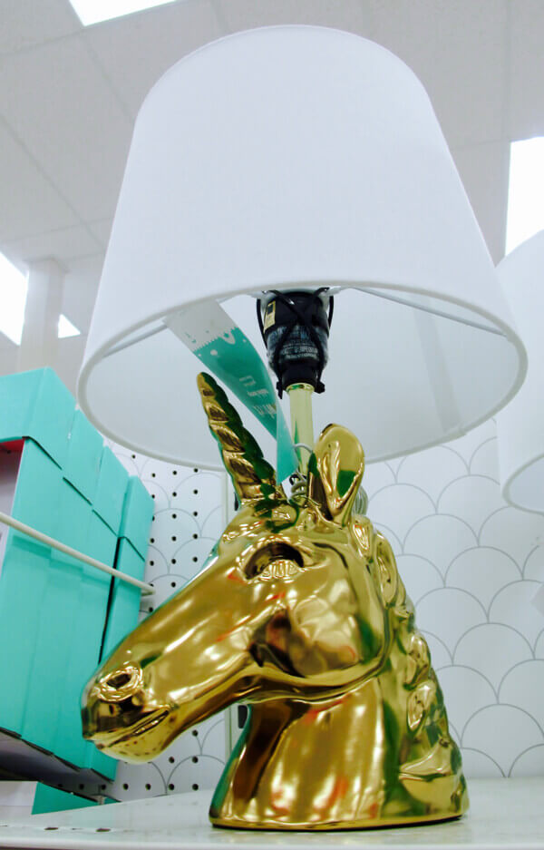 a-gold-unicorn-lamp-is-special-and-dreamy