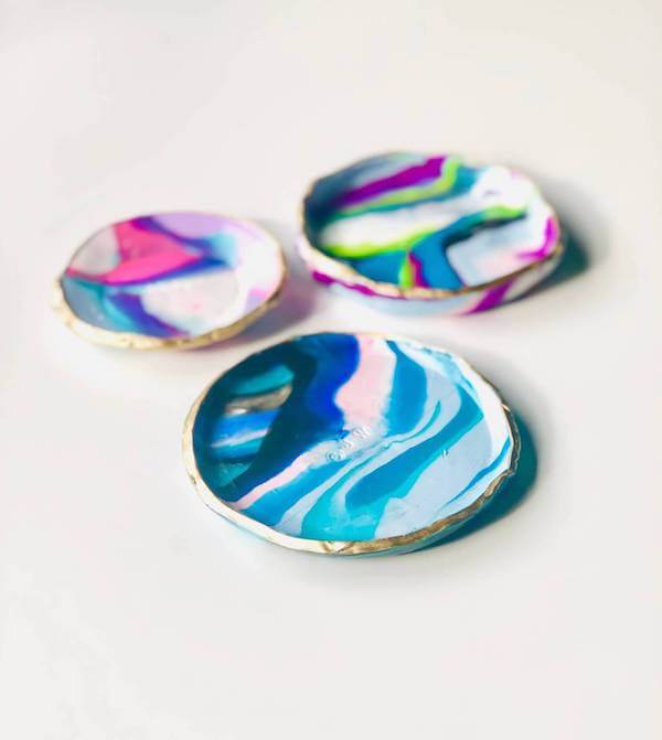 Mock agate jewelry dishes are jewelry in and of themselves!