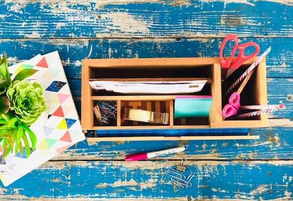 DIY desktop organizer that's filled and accessible