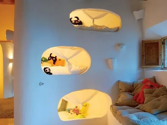 https://www.homejelly.com/wp-content/uploads/2011/05/cave-bunk-beds-e1341865251196.jpg