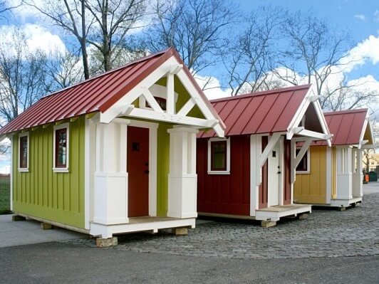 https://www.homejelly.com/wp-content/uploads/2011/09/tiny-houses-e1341813086169.jpg