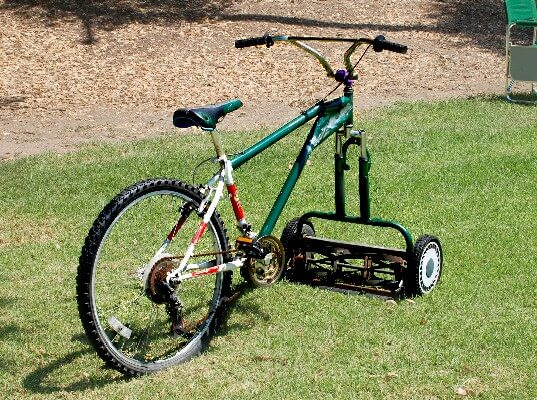 https://www.homejelly.com/wp-content/uploads/2011/12/mowercycle.jpg