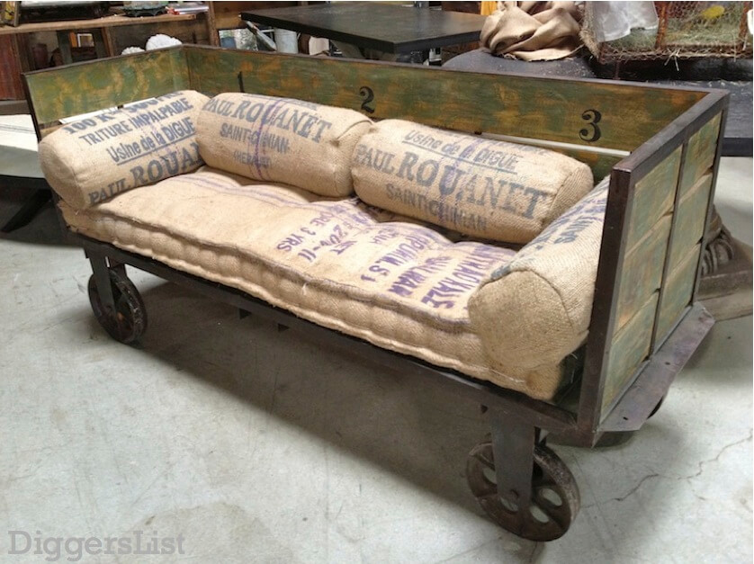 https://www.homejelly.com/wp-content/uploads/2012/03/coal-miners-repurposed-cart.jpg