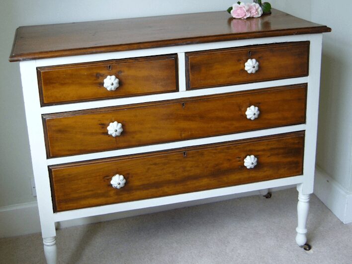 https://www.homejelly.com/wp-content/uploads/2012/07/Chest-of-drawers-AFTER-thumbnail-e1343183365974.jpg