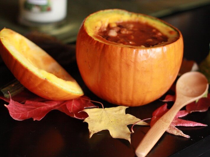 https://www.homejelly.com/wp-content/uploads/2012/10/Pumpkin-bowl1-e1349392672603.jpg