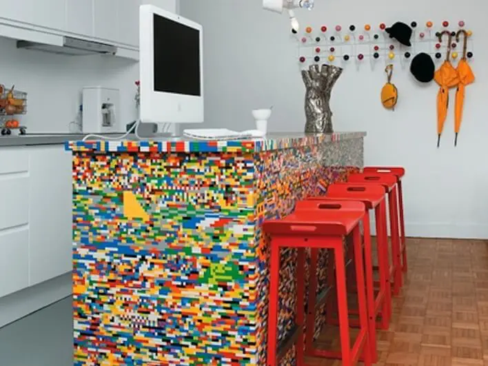 https://www.homejelly.com/wp-content/uploads/2012/10/The-Lego-Kitchen-Island2-e1351042284430.jpg