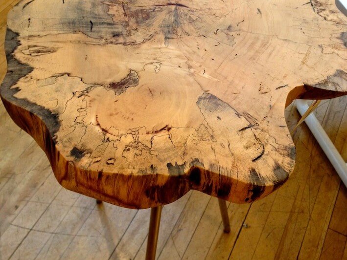 https://www.homejelly.com/wp-content/uploads/2013/03/Tree-stump-accent-table-e1362627896442.jpg