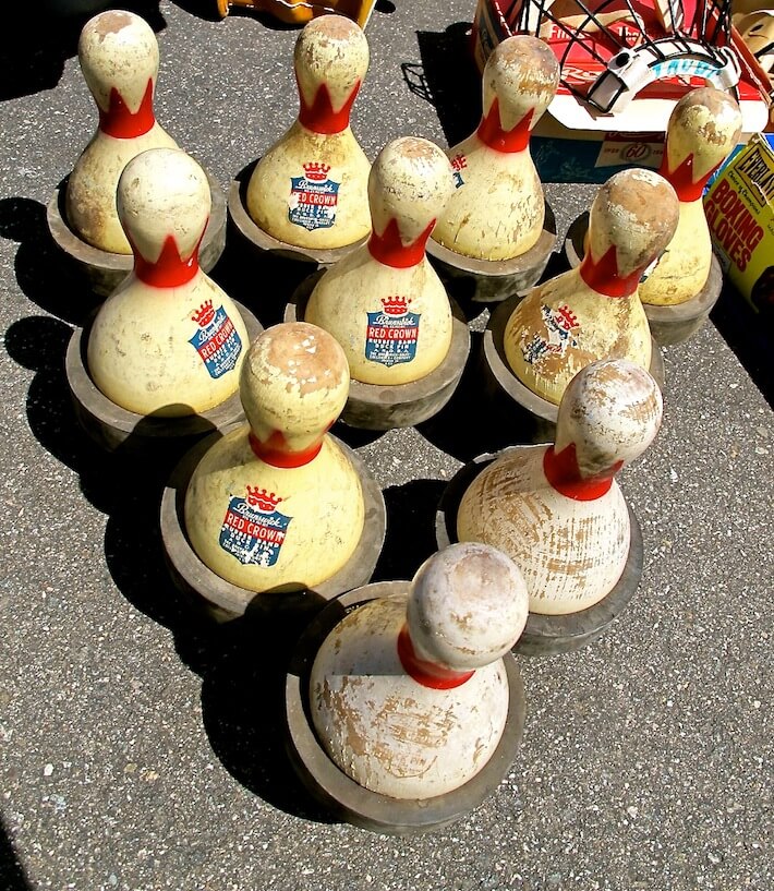 outdoor bowling pins