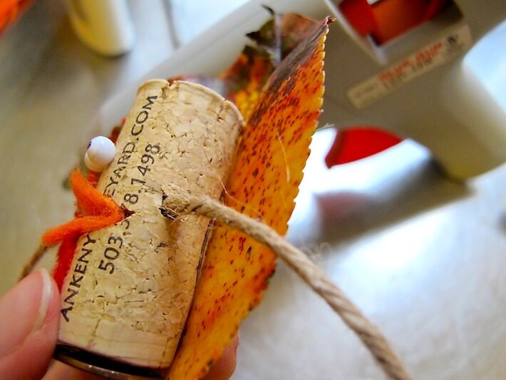 Create Turkey Wine Cork Napkin Holders For Thanksgiving - HomeJelly