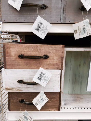 Make a Mini Museum for Your Photo Memories - HomeJelly